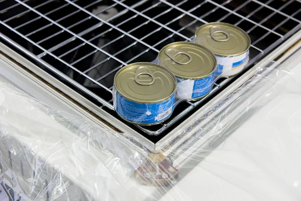 Stroj na zmršťovanie viečok Profi-Packer® – balenie 3 ks, zapečatené plechovky