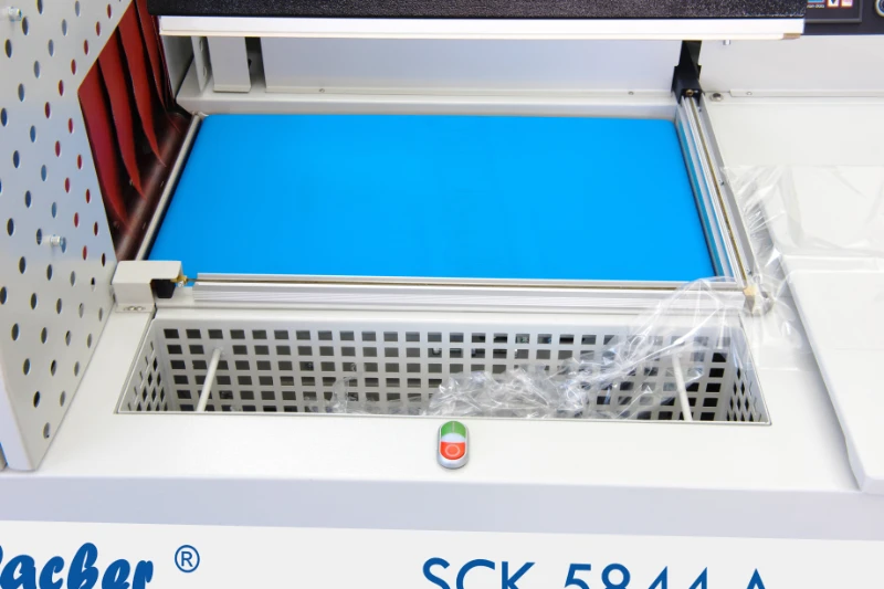 Kompaktní smršťovací stroj SCK 5844 A – balicí řešení Schlichter 