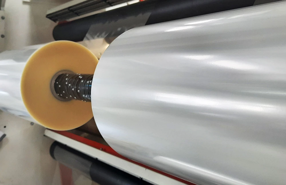 BF-RecyUse Circular E-PCR eingespannt in der Verpackungsmaschine